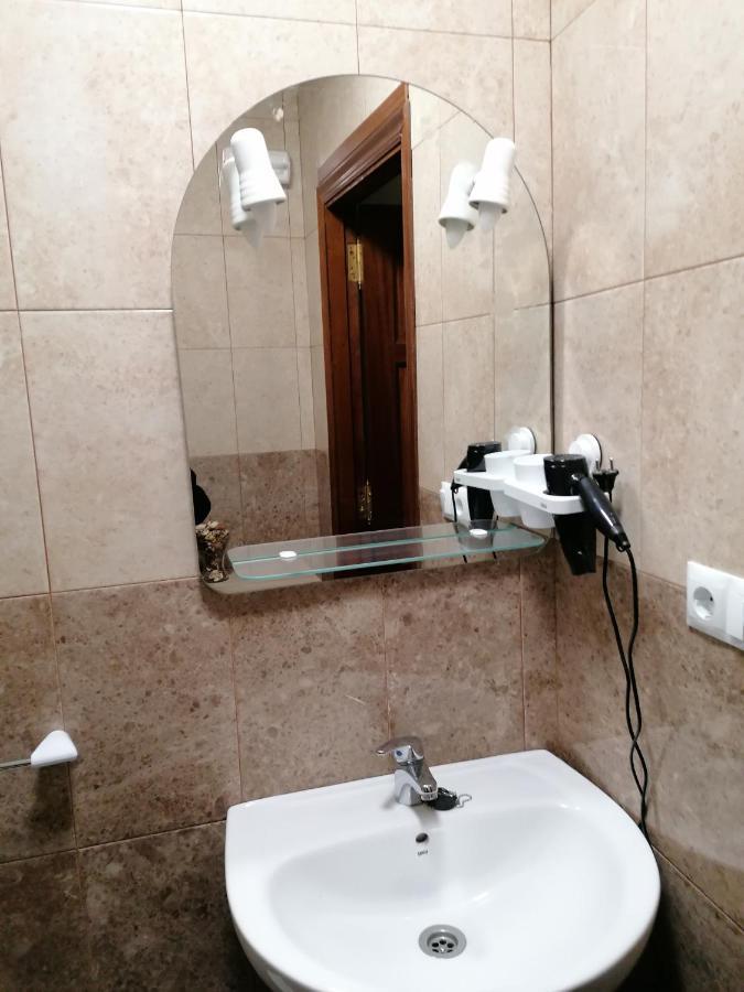 Cuatro Caminos Hotell Sarria Exteriör bild